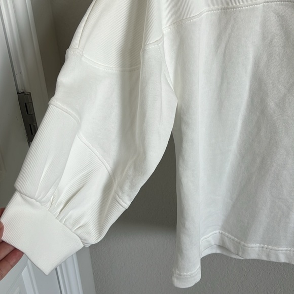 NWT Grey State Magnolia Ksenia spa white sweatshirt small cute for college - Picture 9 of 10